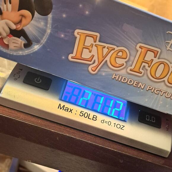 Disney "Eye Found It" Board Game Giant 6 foot Board Lightly Used and Complete - Picture 9 of 9